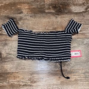 Xhilaration Swim top XS